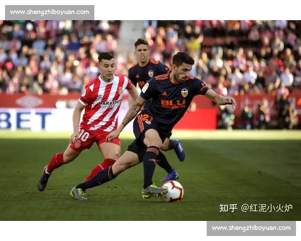 瓦伦西亚敲定丹朱马!荷兰边锋点头同意回归西甲 瓦伦西亚敲定丹朱马!荷兰边锋点头同意回归西甲